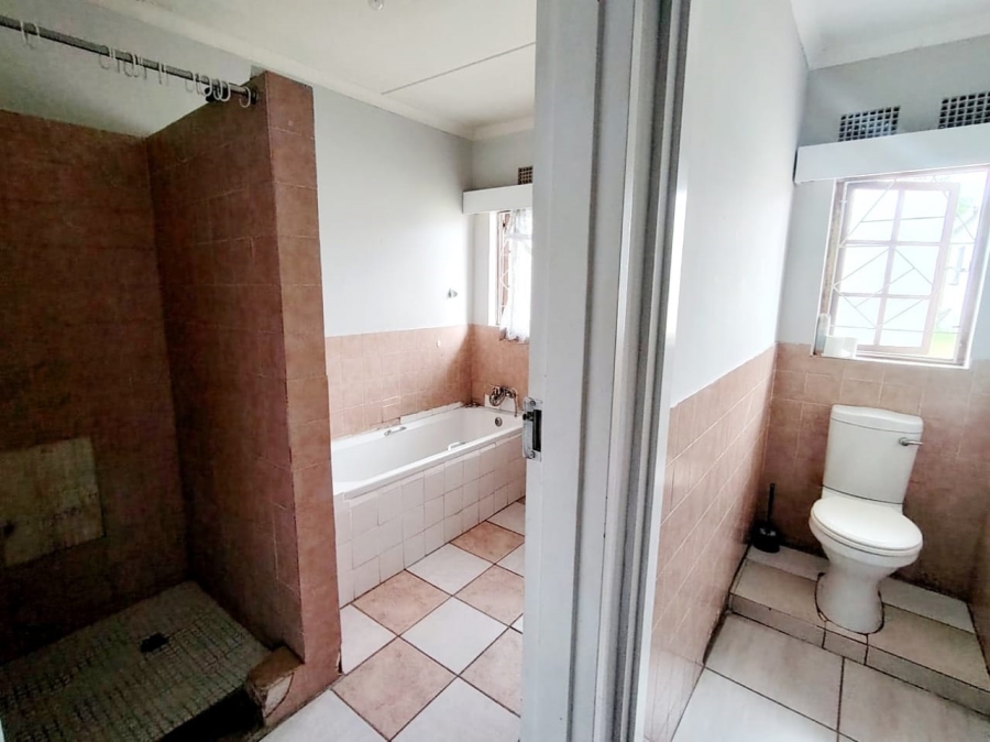 4 Bedroom Property for Sale in Amalinda Eastern Cape